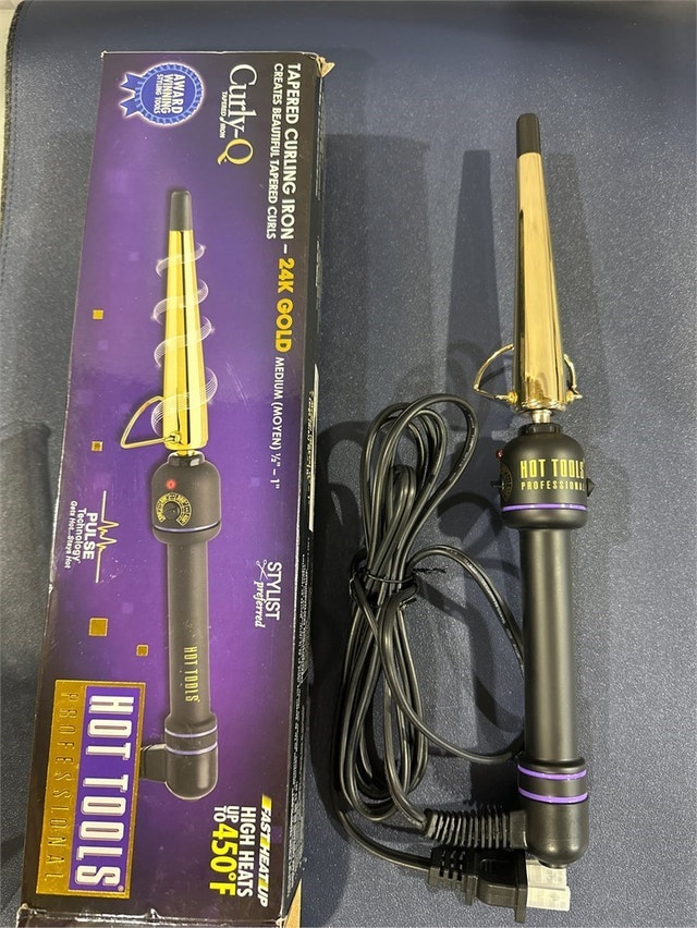 Hot Tools Pro Artist 24K Gold Tapered 1/2" to 1" Curling Wand - photo 3