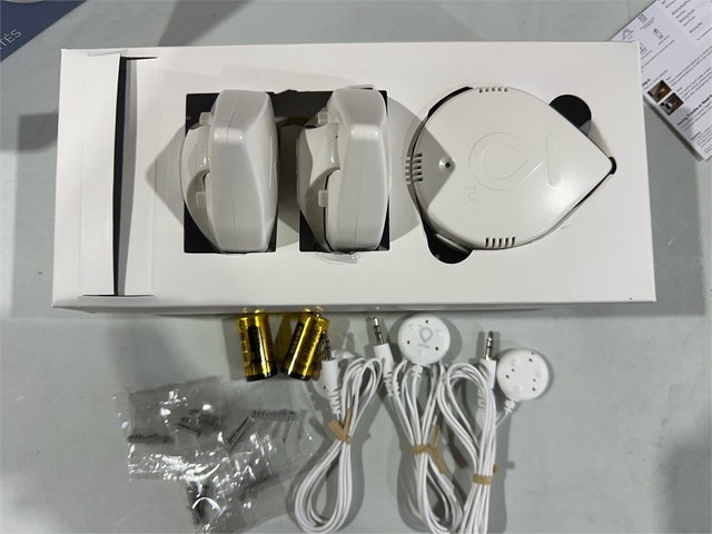 Moen 920-005 Flo Smart Water Leak Detector, White, 3-Pack - photo 4