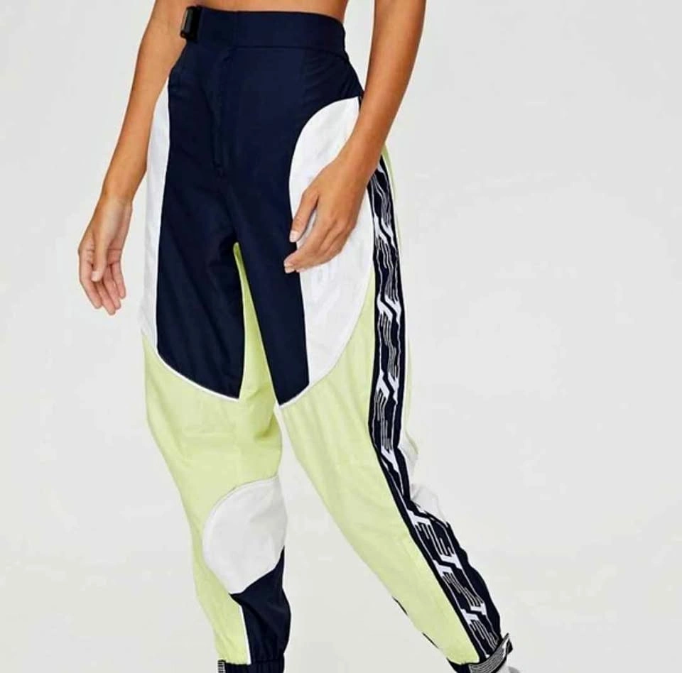 TNA Aritzia Snow Ski Windbreaker Joggers Pants – Women’s Large