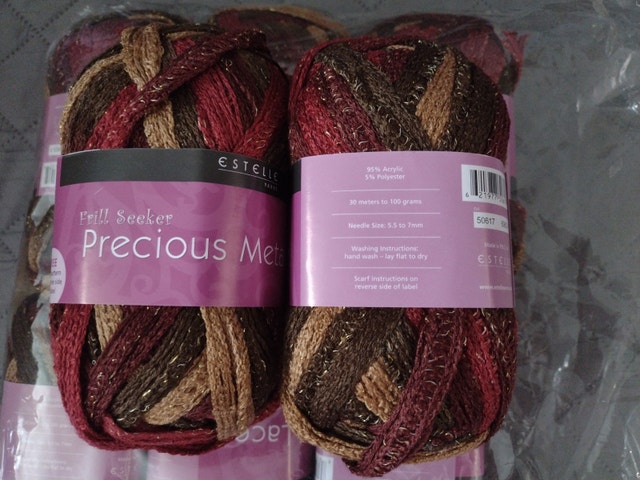 Sashay Yarn (for easy ruffle scarf)
