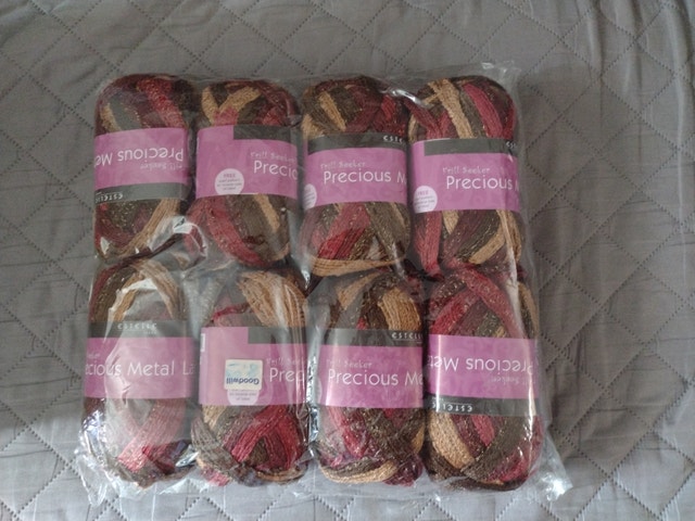 Sashay Yarn (for easy ruffle scarf) - photo 2