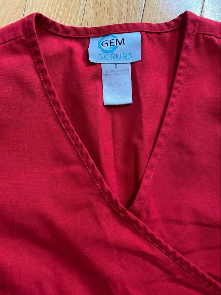 Women’s scrubs - photo 3