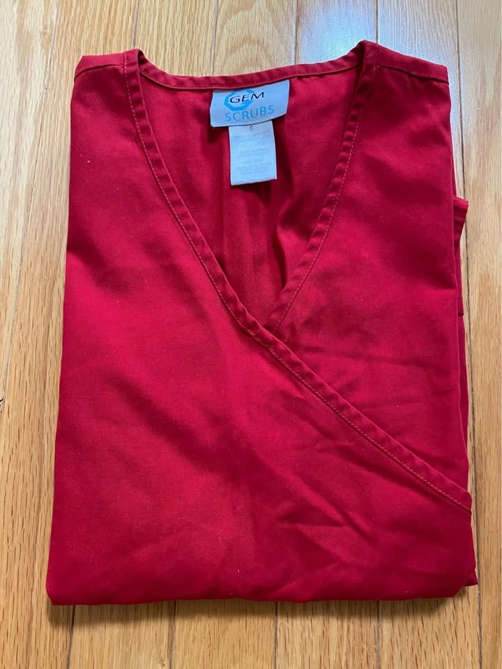 Women’s scrubs - photo 4