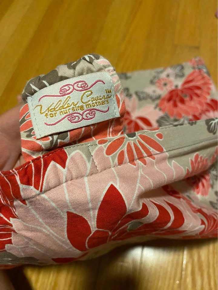 Nursing cover - photo 2