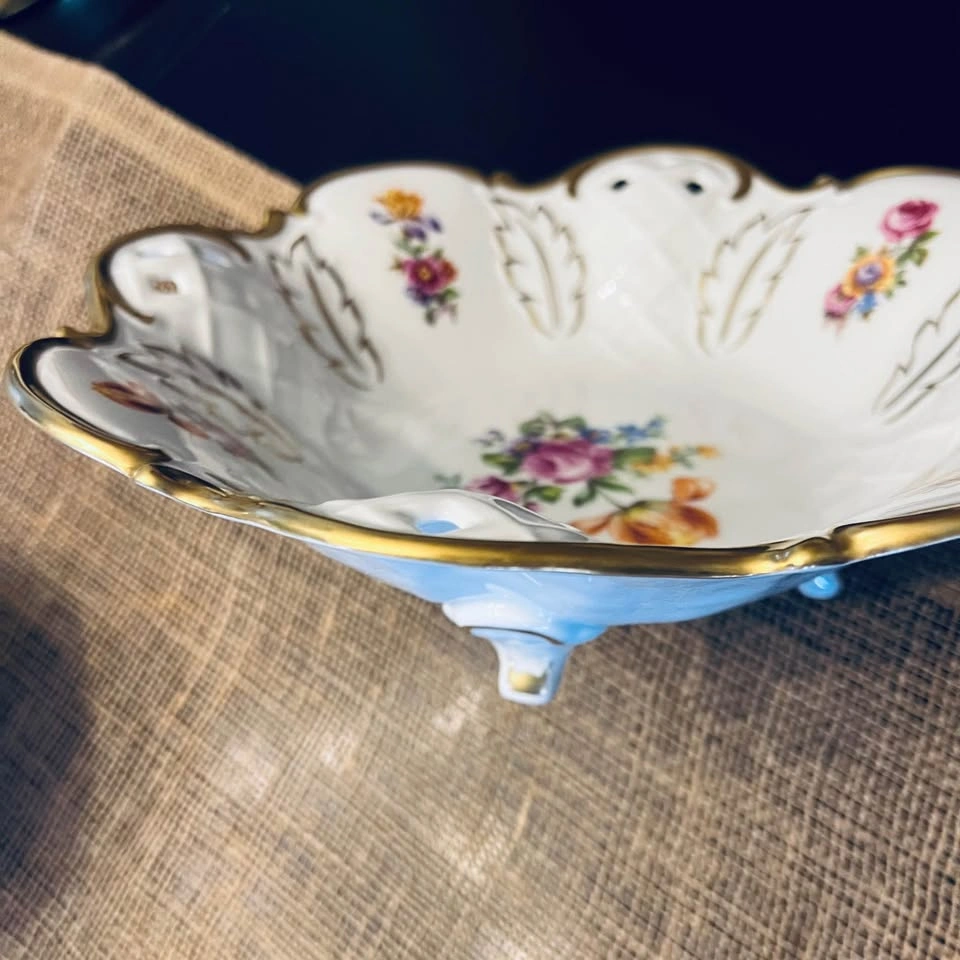 Reichenbach Reticulated Footed Serving Bowl with Gold Trim - photo 5