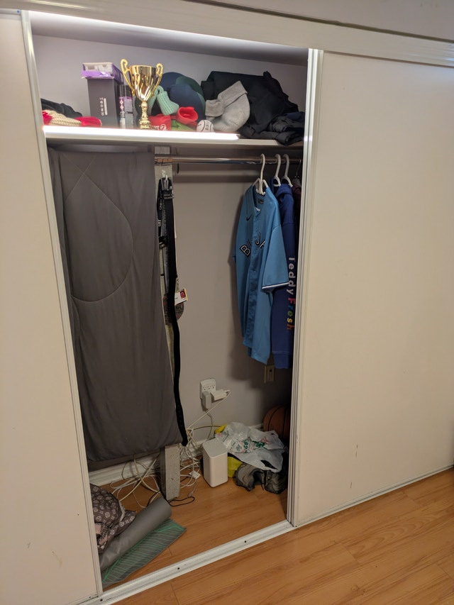 Basement Room available to rent - Ossington and Dupont $850 - photo 5