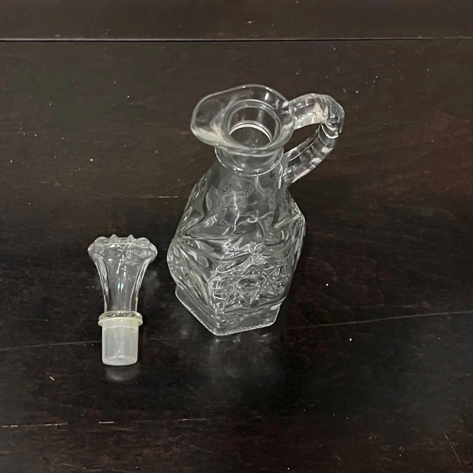 Anchor Hocking Star of David 8” Vinegar or Oil Cruet - photo 4