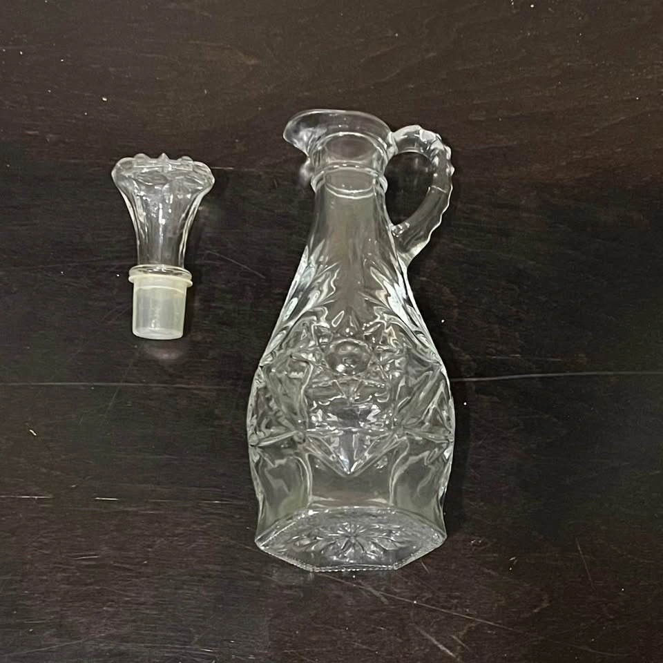 Anchor Hocking Star of David 8” Vinegar or Oil Cruet - photo 5