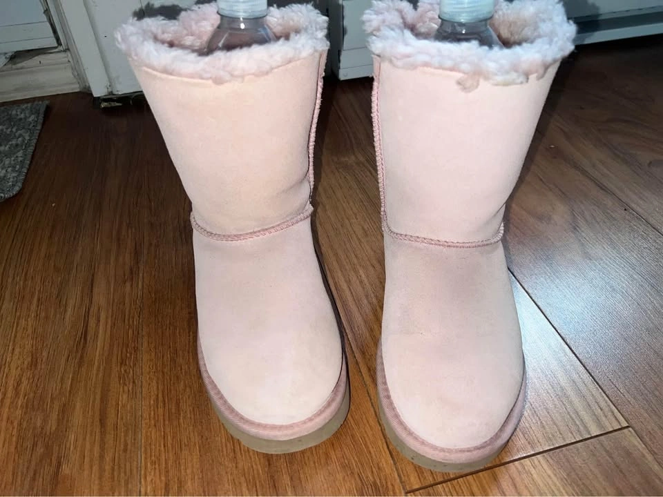 UGG boots size 5, 36
