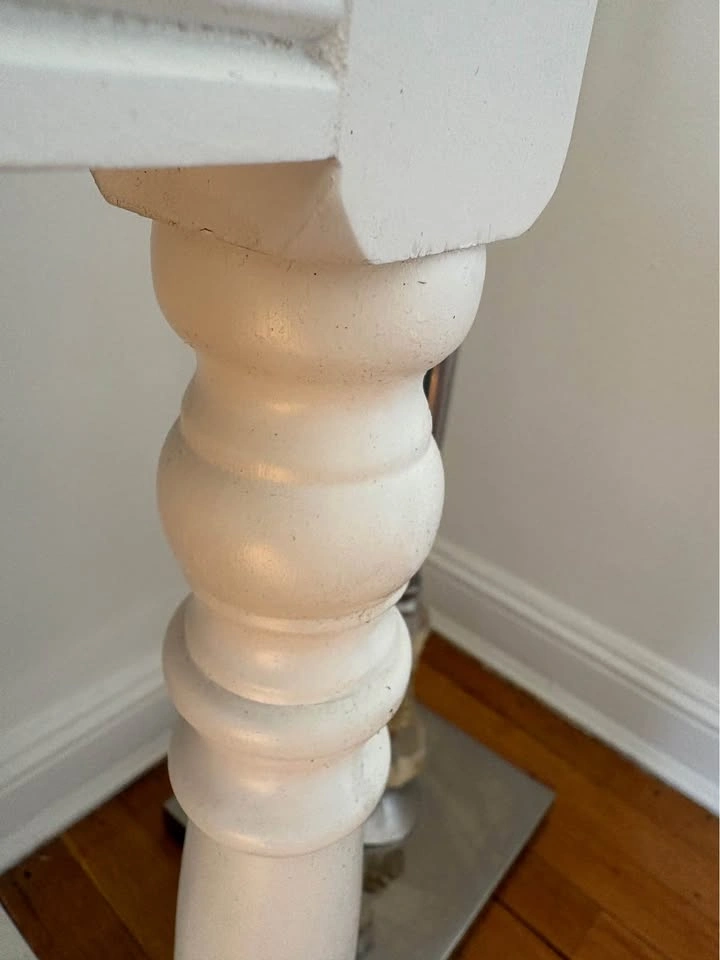 Vanity Table / Entry Table - photo 3
