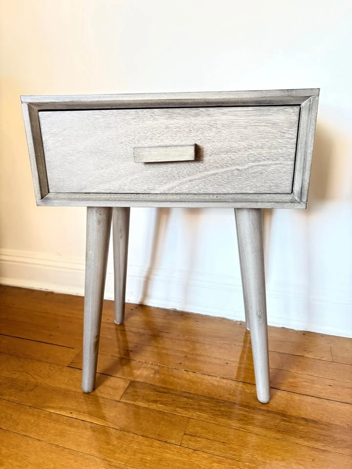 Pair of Mid-Century Modern Grey Side Tables - photo 2