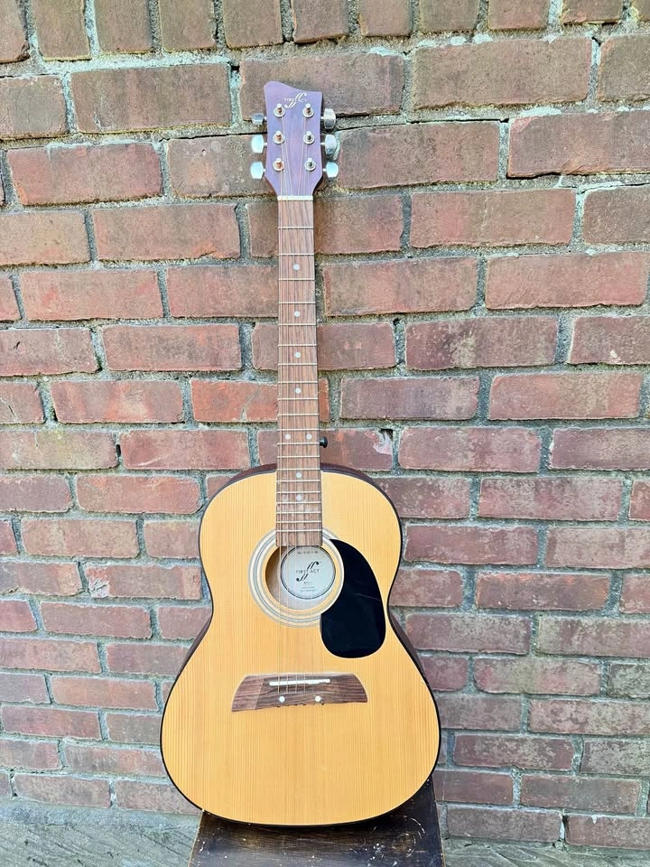 First Act Acoustic Guitar – Good Beginner Guitar