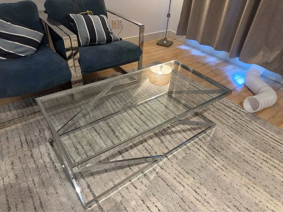 Modern Glass Coffee Table – Chrome Frame – Excellent Condition