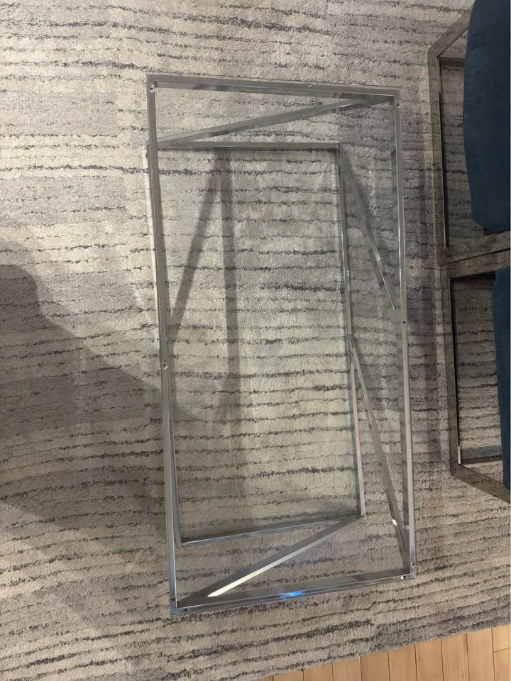 Modern Glass Coffee Table – Chrome Frame – Excellent Condition - photo 4