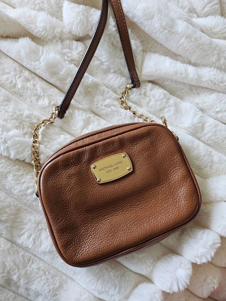 Michael Kors Crossbody