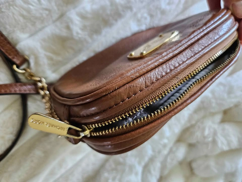 Michael Kors Crossbody - photo 5