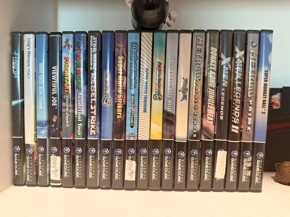 Nintendo GameCube Collector's Lot - photo 4