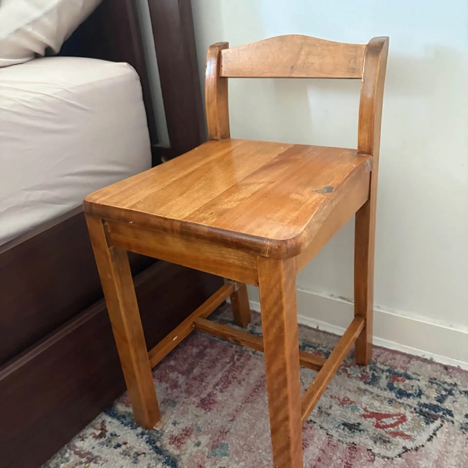 Mini Chair Nightstand - photo 2