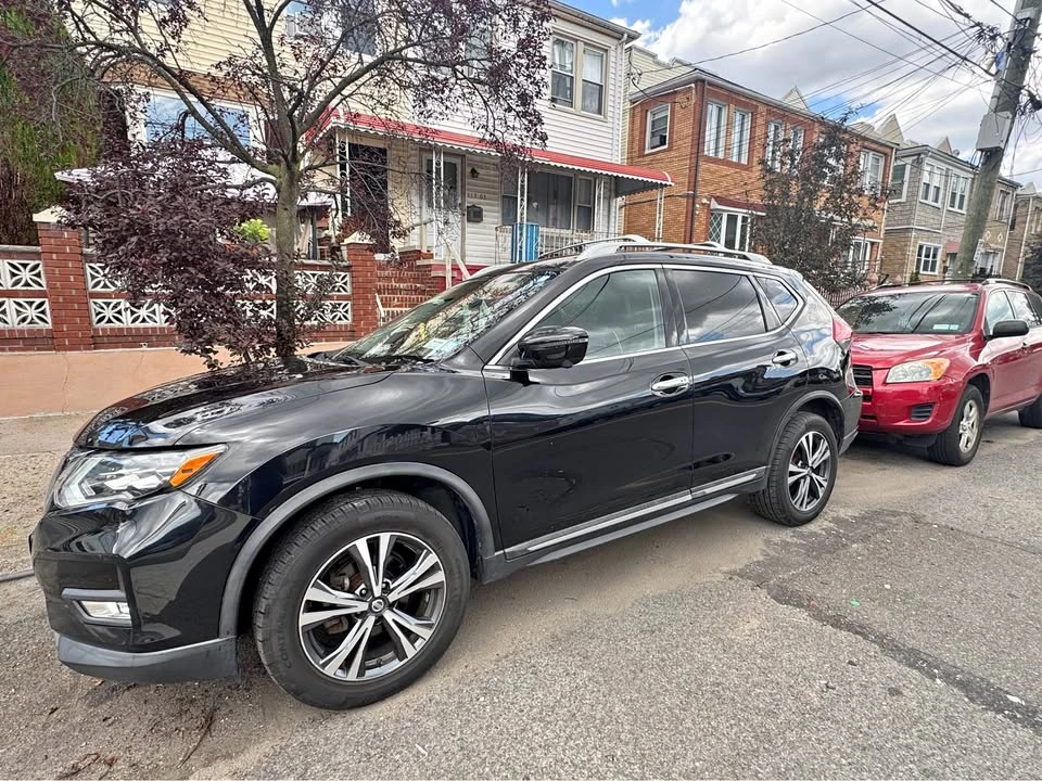 2017 Nissan Rogue SL (2017.5) Sport Utility 4D