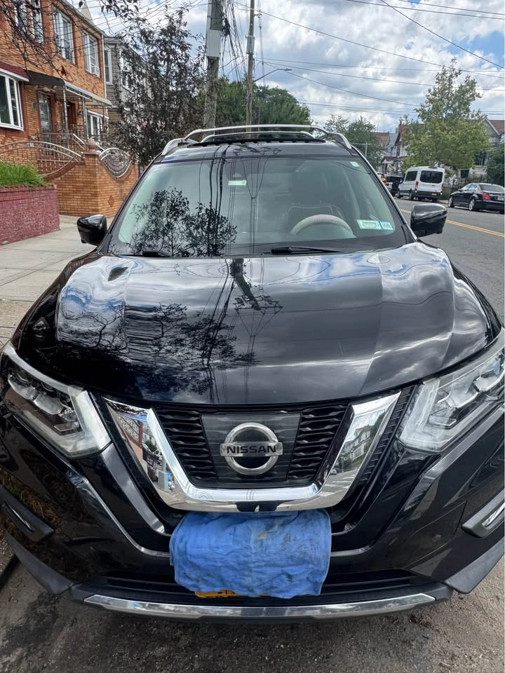2017 Nissan Rogue SL (2017.5) Sport Utility 4D - photo 2