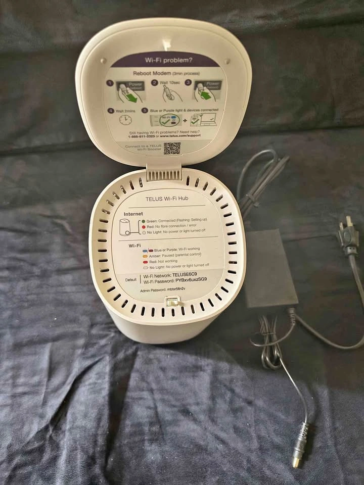 TELUS Wi-Fi Hub