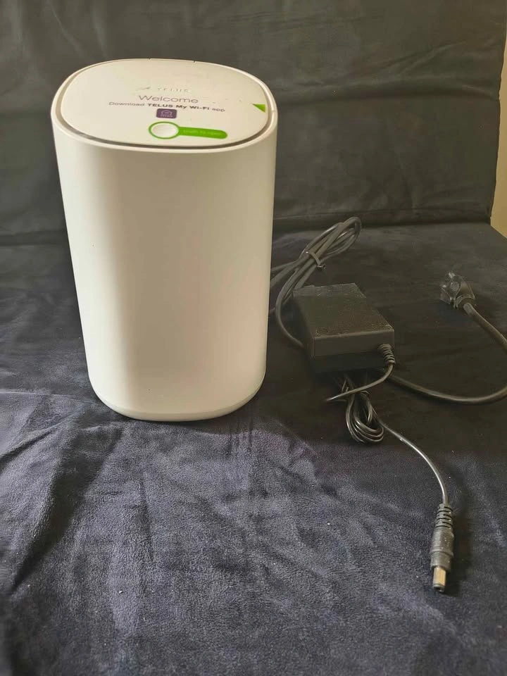 TELUS Wi-Fi Hub - photo 3