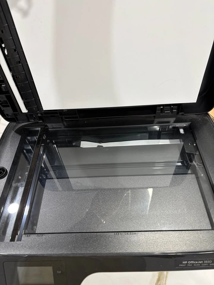 HP OfficeJet 3830 All-in-One Wireless Printer - photo 4