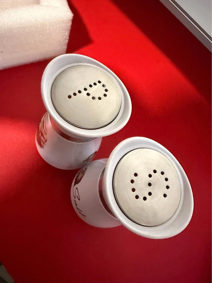 Salt and Pepper Shakers *Brand New* - photo 2