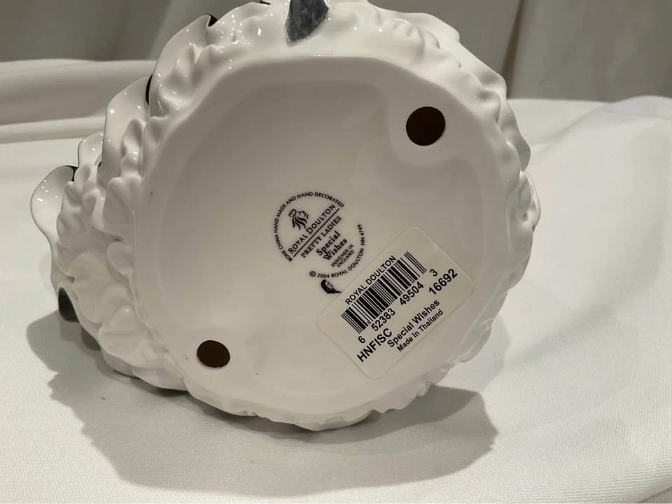 Royal Doulton “Special Wishes” HN4749 - photo 5