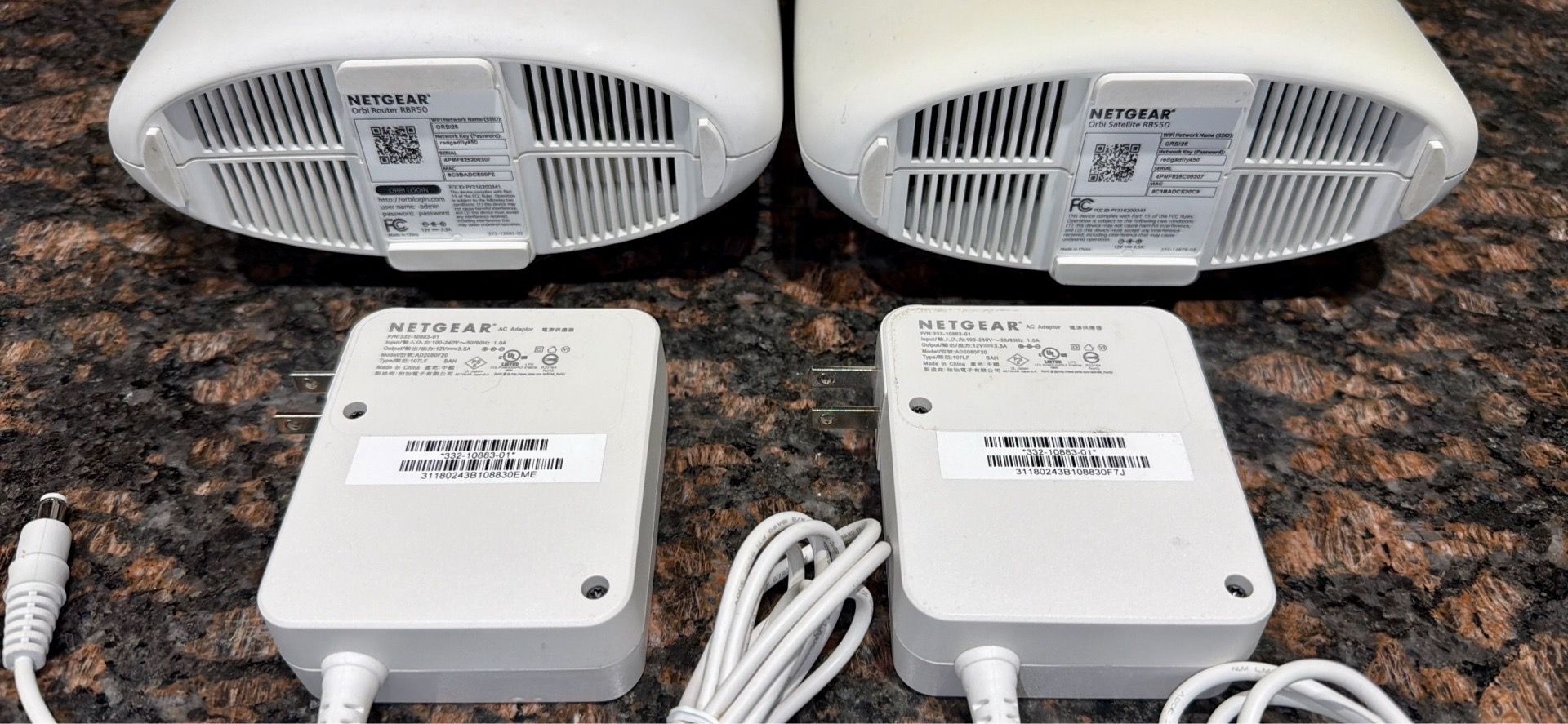 Netgear Orbi Mesh System: RBR50 Router, RBS50 & 2 RBW30 Plugs - photo 4
