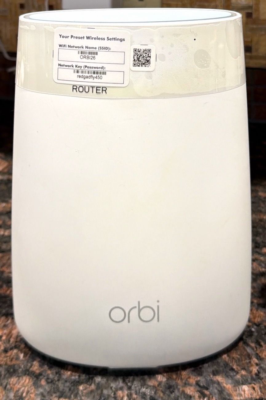 Netgear Orbi Mesh System: RBR50 Router, RBS50 & 2 RBW30 Plugs - photo 5
