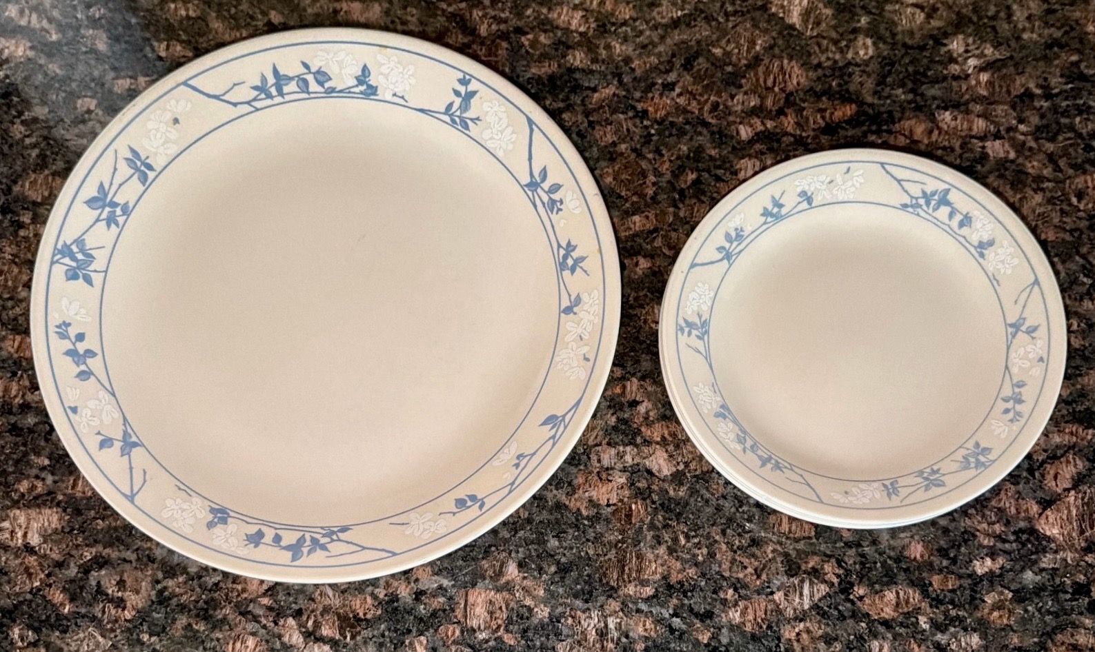 Corelle First of Spring Pattern-4 Piece Set-Retired-Vintage!