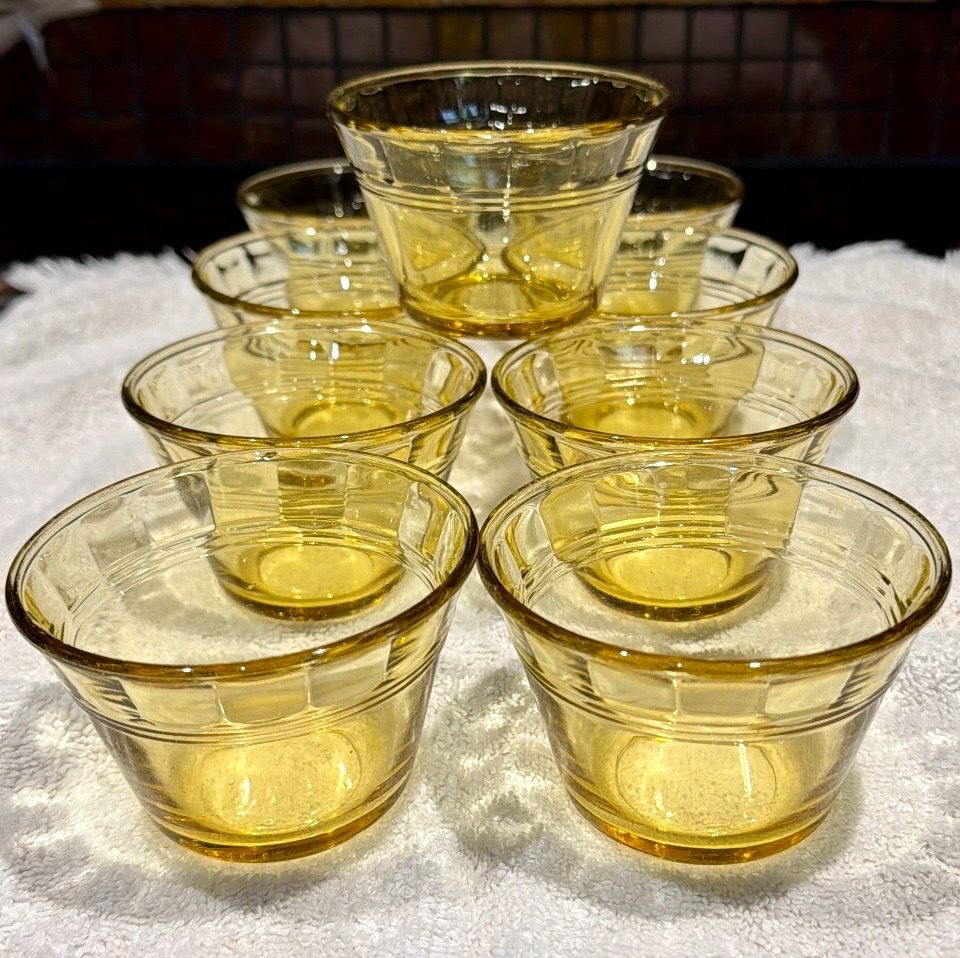Fortecrisa Mexico 1950s Set of 9 Amber Gold Glass Custard Cups