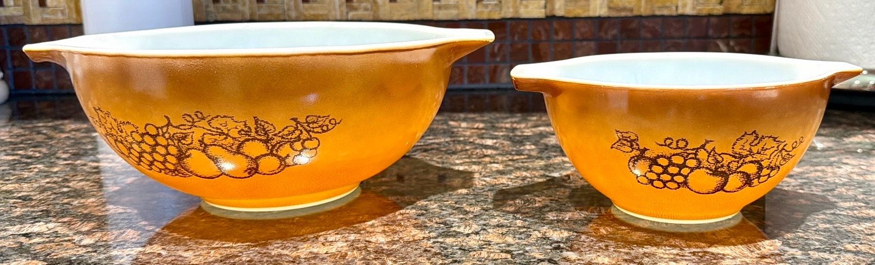 Vintage Pyrex Cinderella Old Orchard Mixing Bowls Set of 2