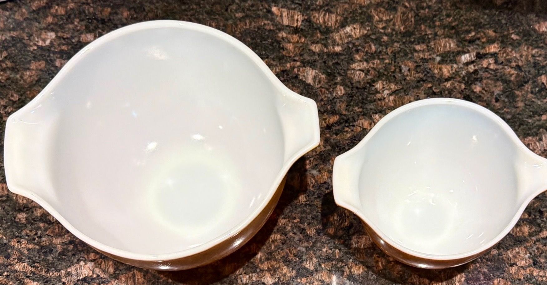 Vintage Pyrex Cinderella Old Orchard Mixing Bowls Set of 2 - photo 2