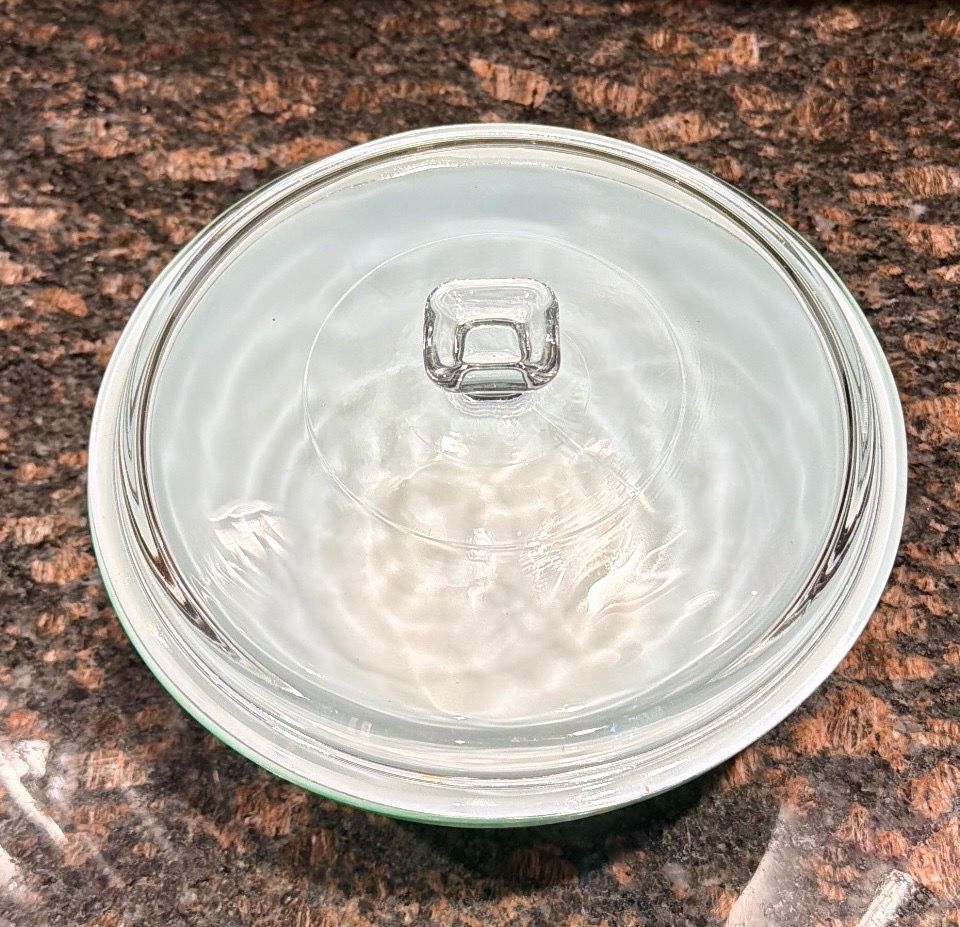 Pyrex Primary Green Nesting Bowl 2.5 Quart With Glass Lid - photo 2