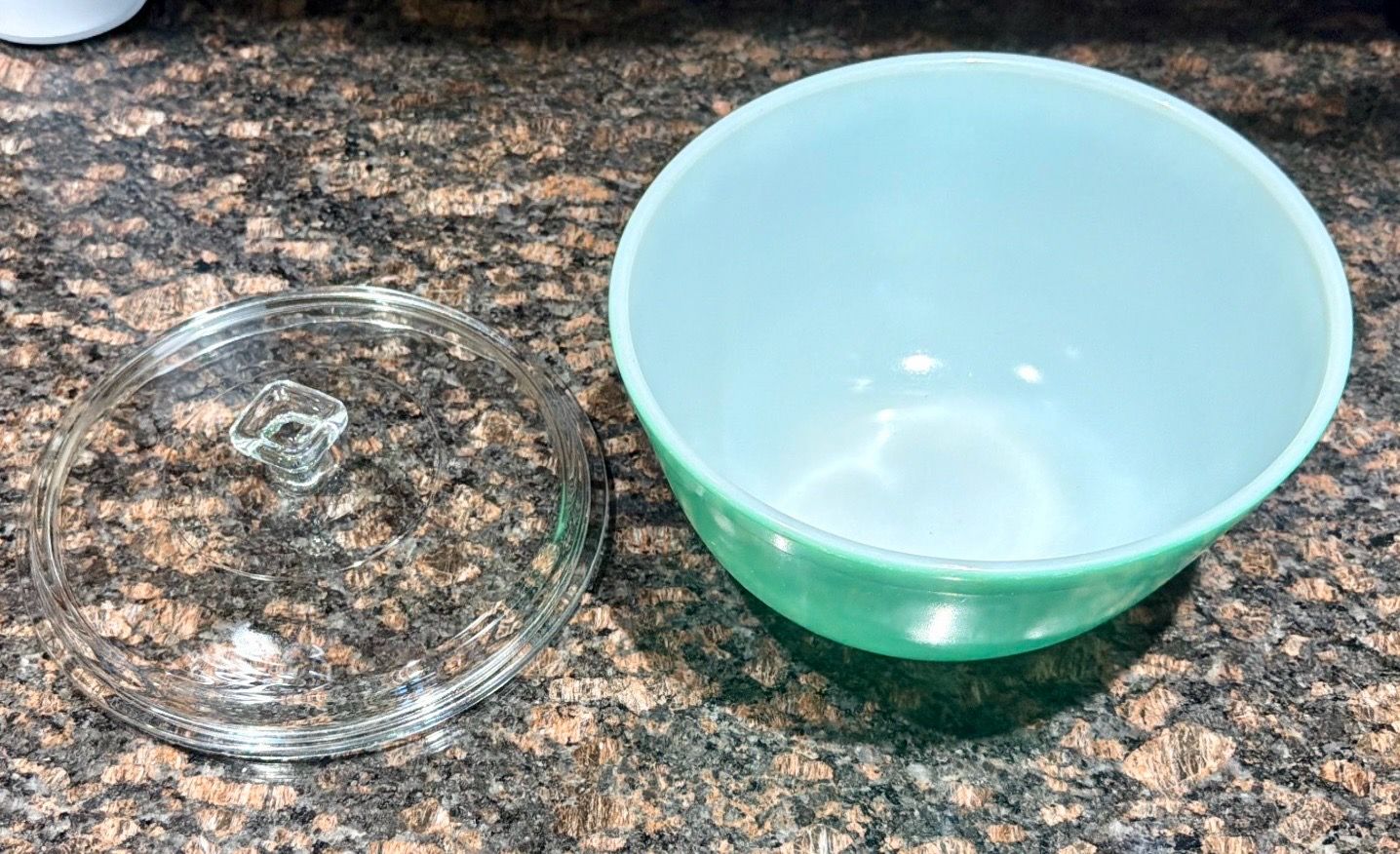 Pyrex Primary Green Nesting Bowl 2.5 Quart With Glass Lid - photo 3