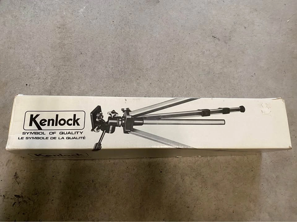 Vintage Kenlock 2000 SQB camera tripod