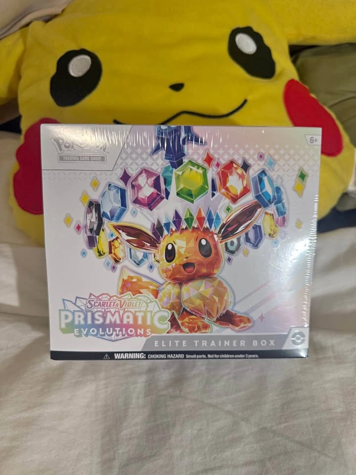Prismatic Evolutions Etb (Sale or Trade) Pokemon Cards