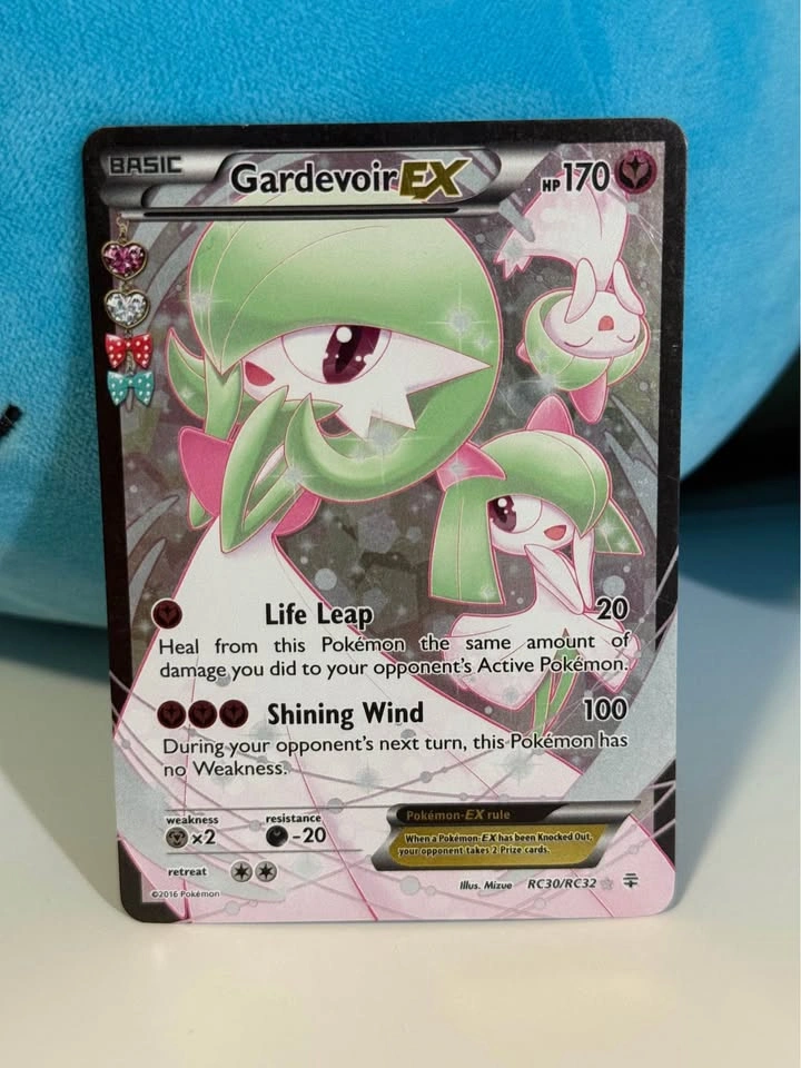 Pikachu & Gardevoir RC (Looking for offers) Pokemon Cards - photo 3