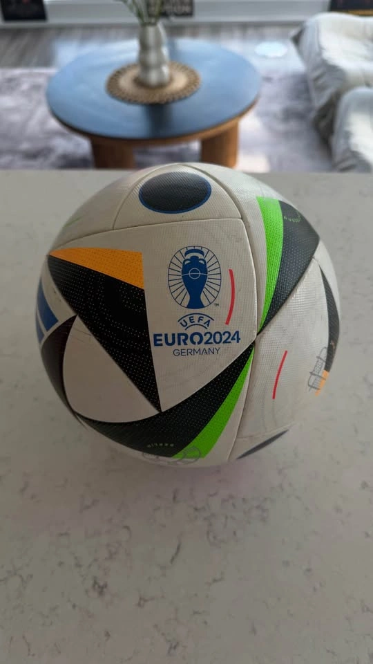 Adidas UEFA EURO 2024 Match Ball – FIFA Quality Pro – Size 5 - photo 2