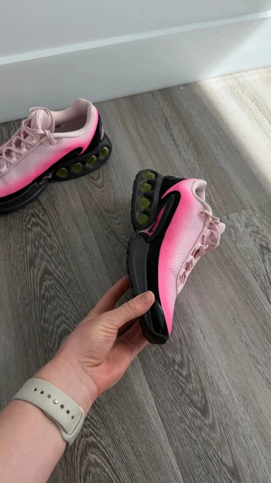 Sneakers size 6 LIKE NEW - photo 5