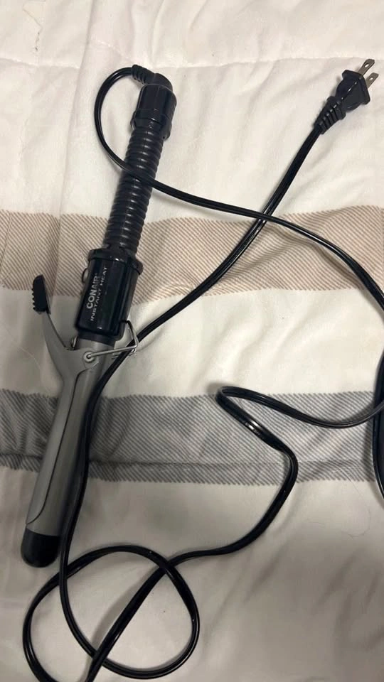 Revlon wavy curling iron