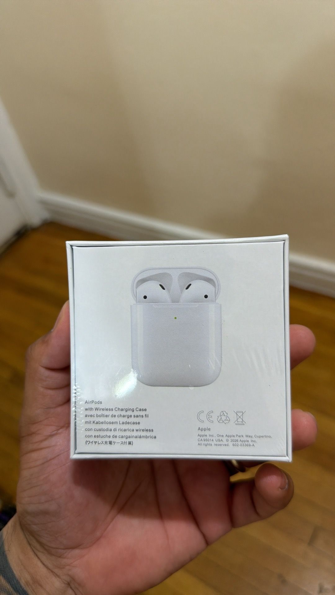 Apple AirPods 2nd Generation with Wireless Charging Case - photo 2