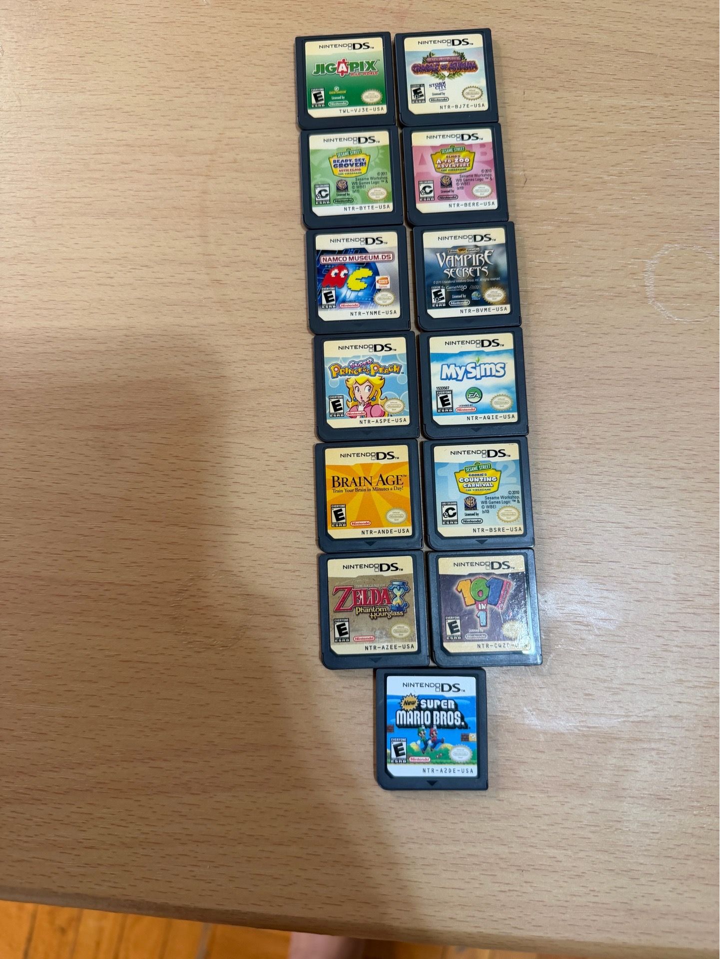 Nintendo 3DS Cosmo Black Bundle + Action Replay DS + 13 Games - photo 3