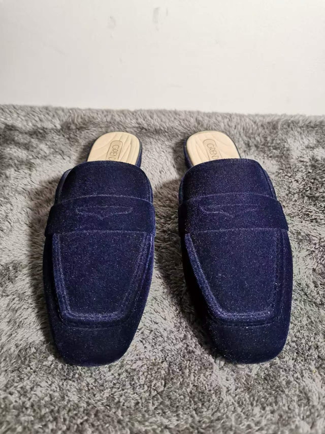 Grendha Velvet Mules US6