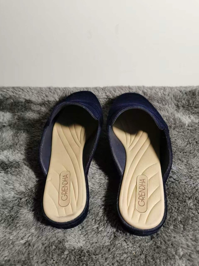 Grendha Velvet Mules US6 - photo 3