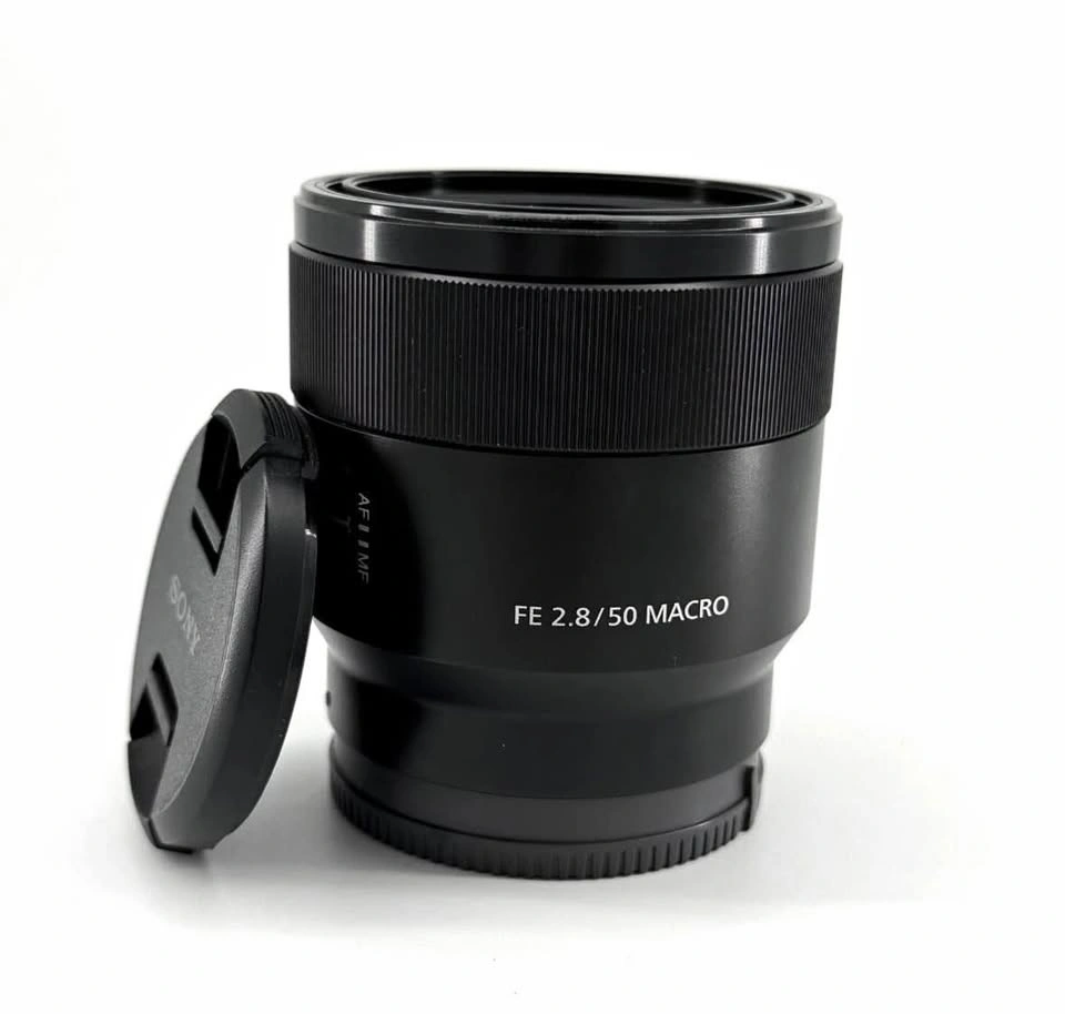 Sony SEL50M28 FE 50mm f/2.8 Macro Lens – E-Mount