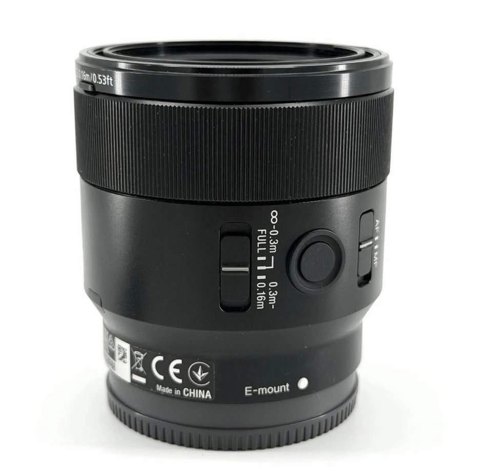 Sony SEL50M28 FE 50mm f/2.8 Macro Lens – E-Mount - photo 3