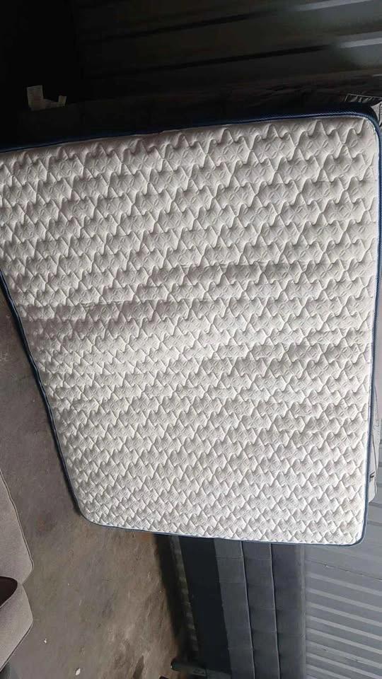 Black IKEA queen size bed - photo 2